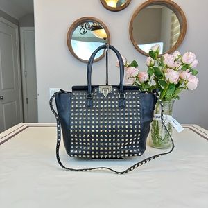 EUC Valentino RockStud Shoulder Bag❤️